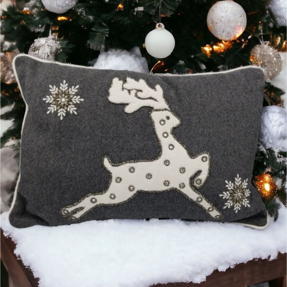 Debage Throw Pillow Reindeer Beading Snowflakes Removable Cover - Picture 1 of 8
